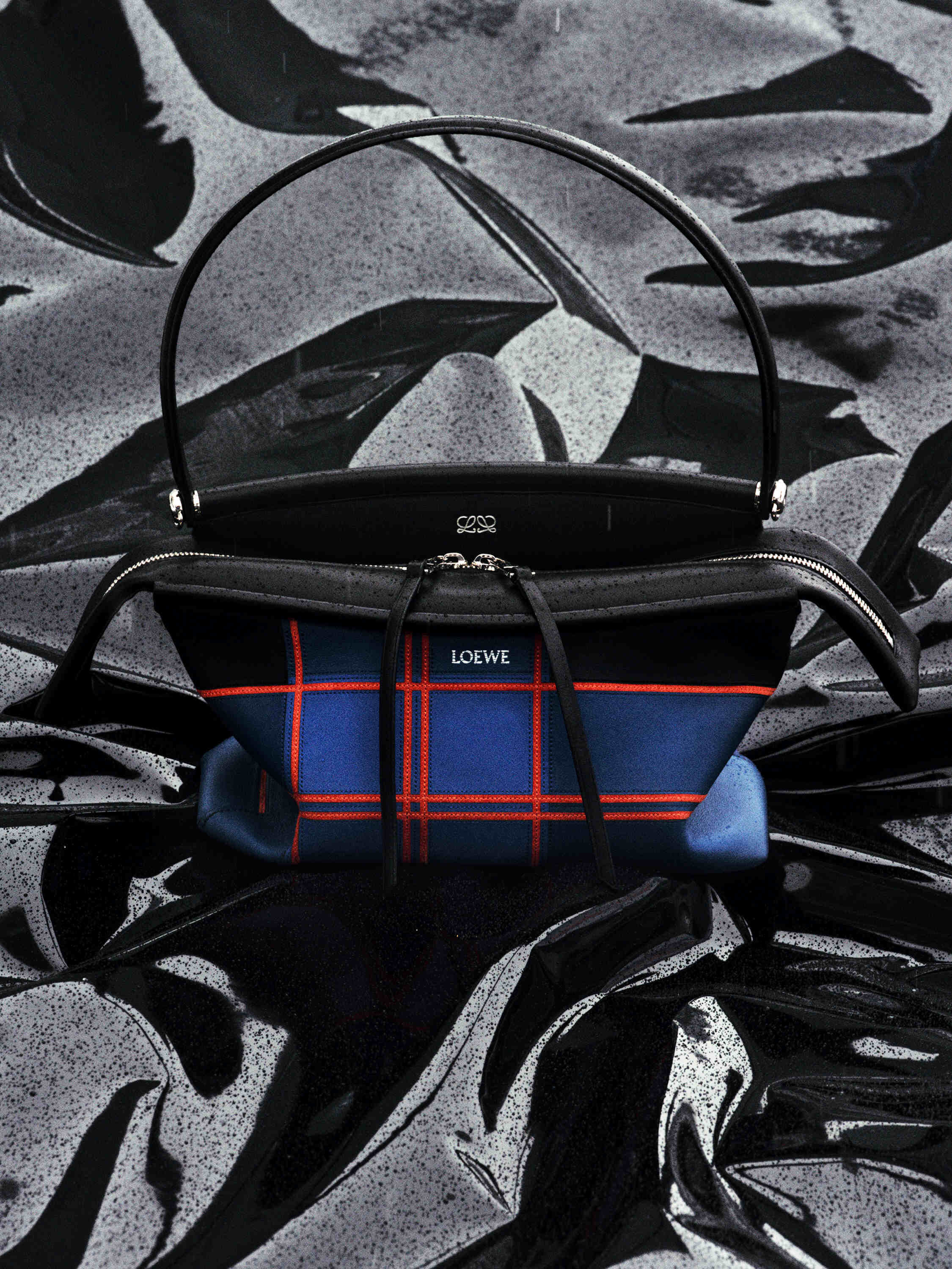 ロエベ公式オンラインストア｜LOEWE - ロエベ 日本 公式サイト
